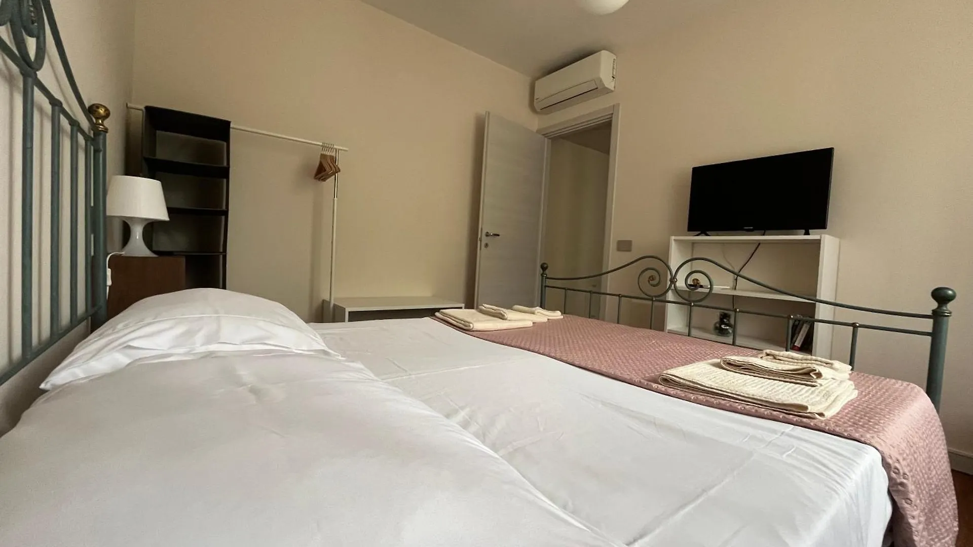 Daire Babi Home Lake Garda Desenzano del Garda